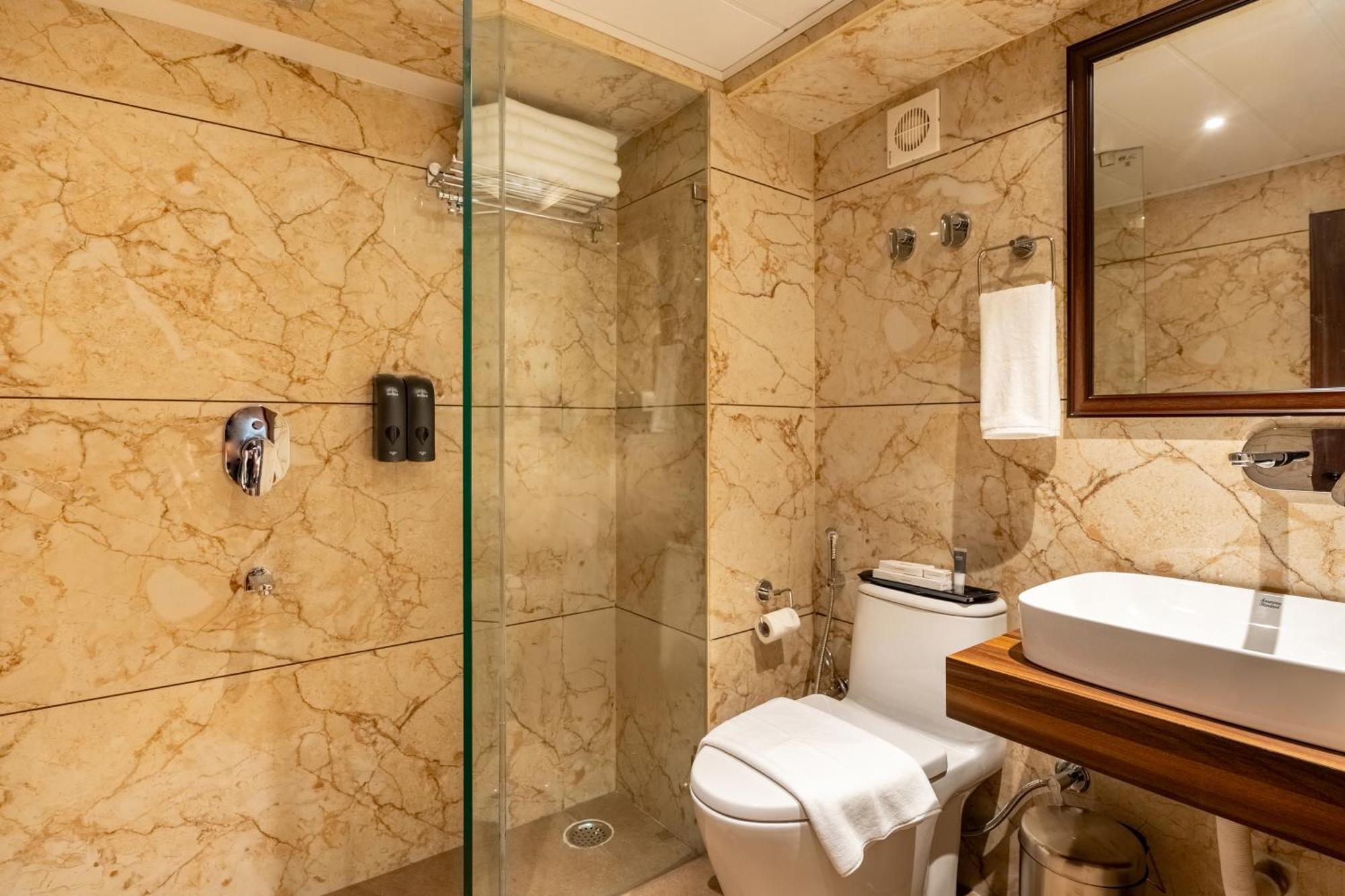 Summit Mall Stone Hotel دارجيلنغ المظهر الخارجي الصورة